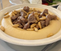 Hommos with Meat